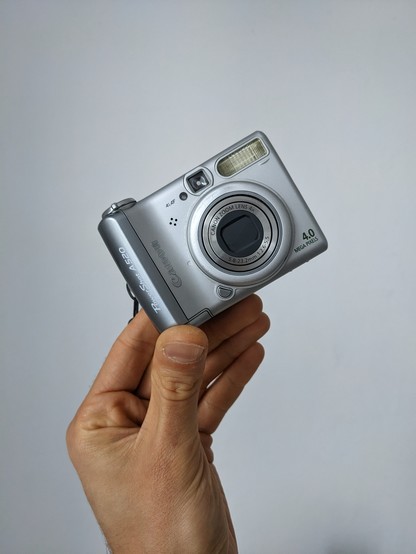 Aparat Canon PowerShot A520